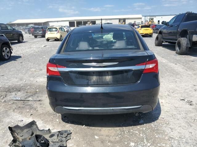 2013 Chrysler 200 Touring