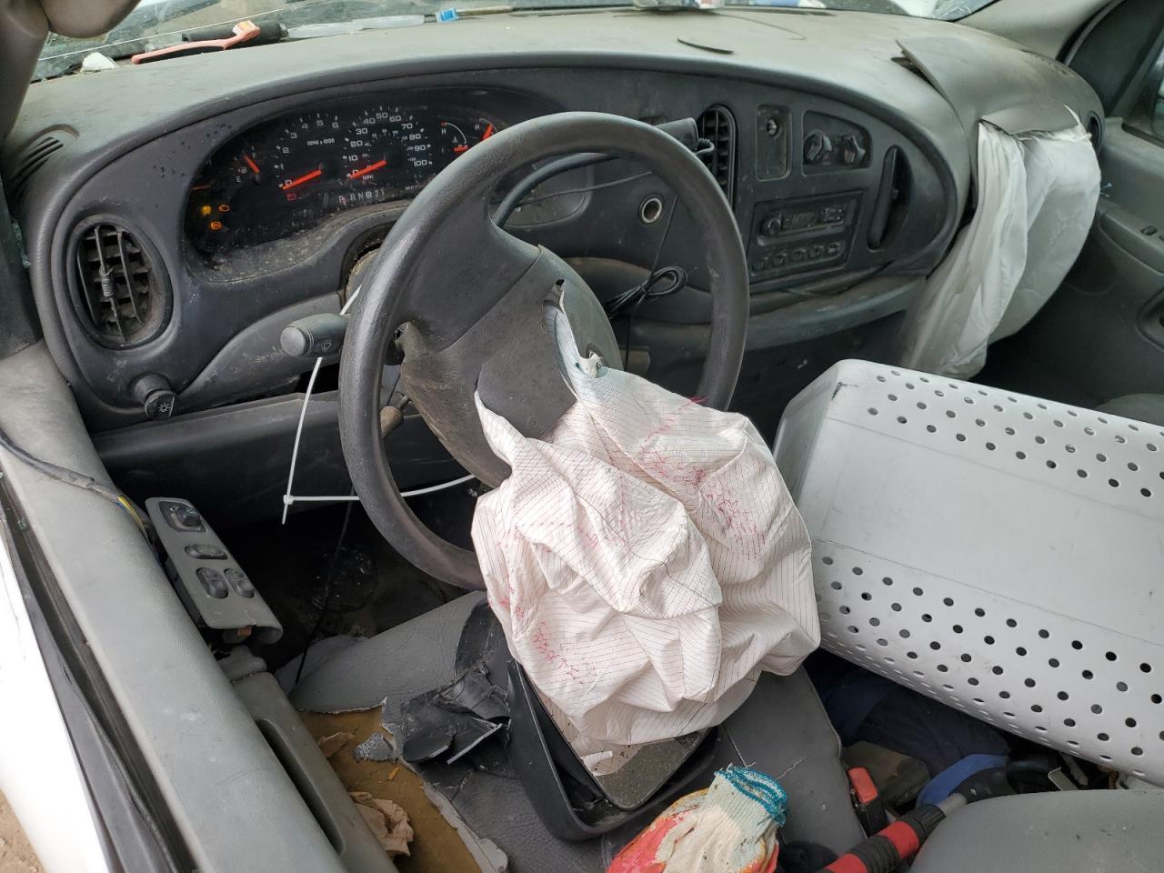 2005 Ford Econoline E150 Van