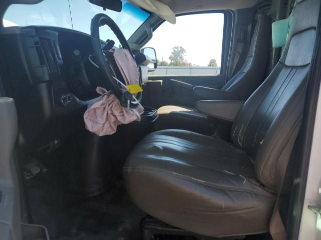 2018 Chevrolet Express G2500
