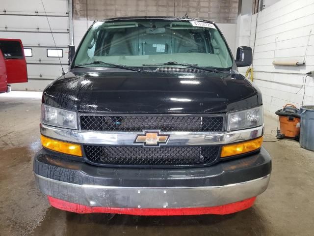 2018 Chevrolet Express G2500