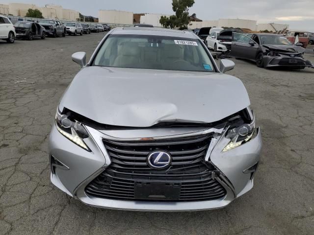 2016 Lexus ES 300H