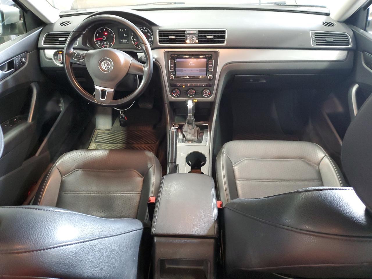 2015 Volkswagen Passat s
