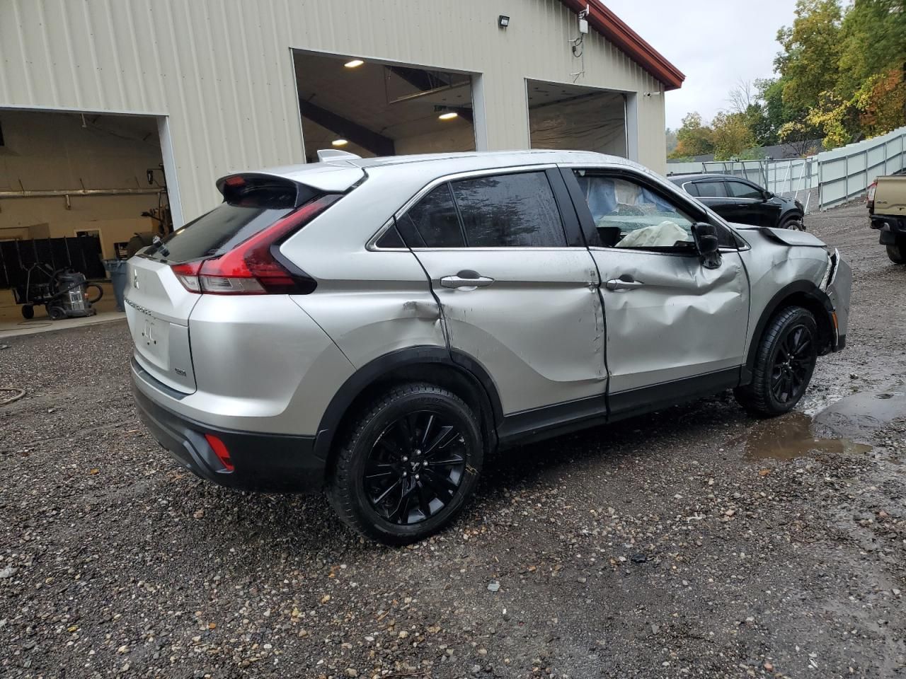 2023 Mitsubishi Eclipse Cross le