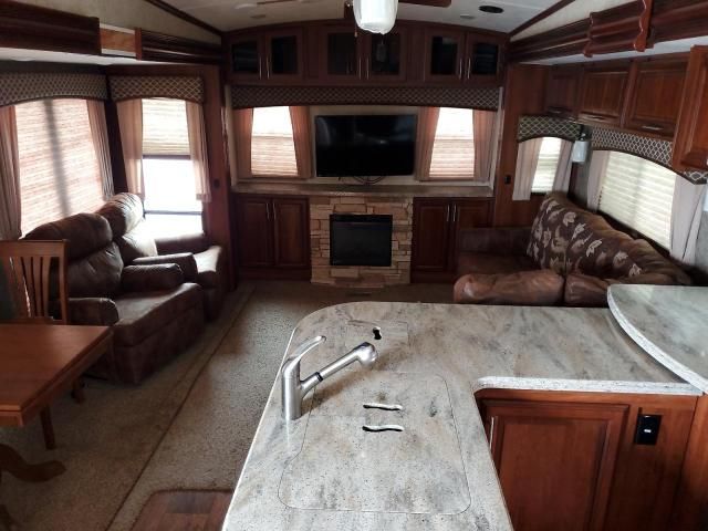 2014 Wildcat 2014 Keystone Cougar-RVS Camper