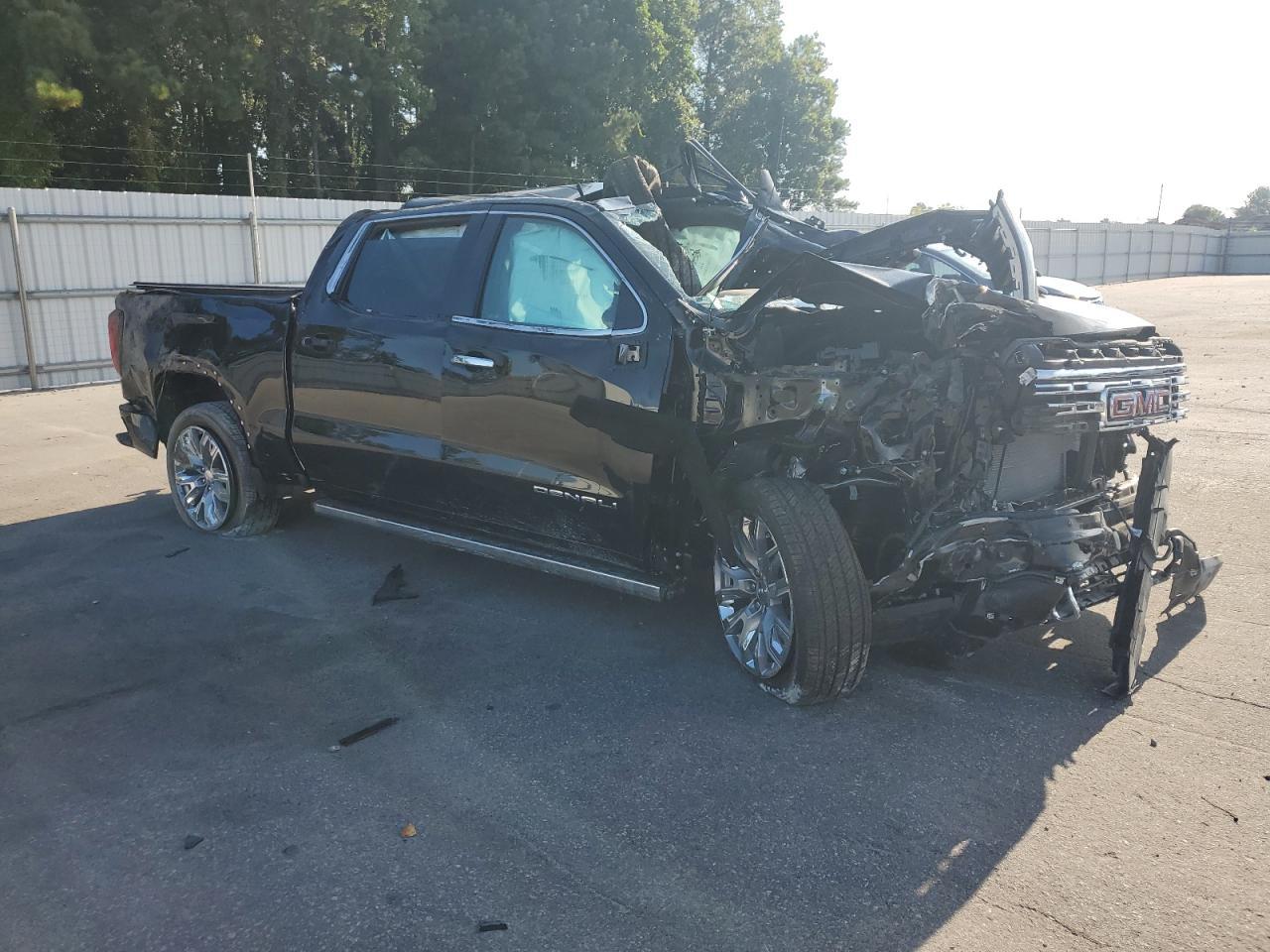 2025 GMC Sierra K1500 Denali