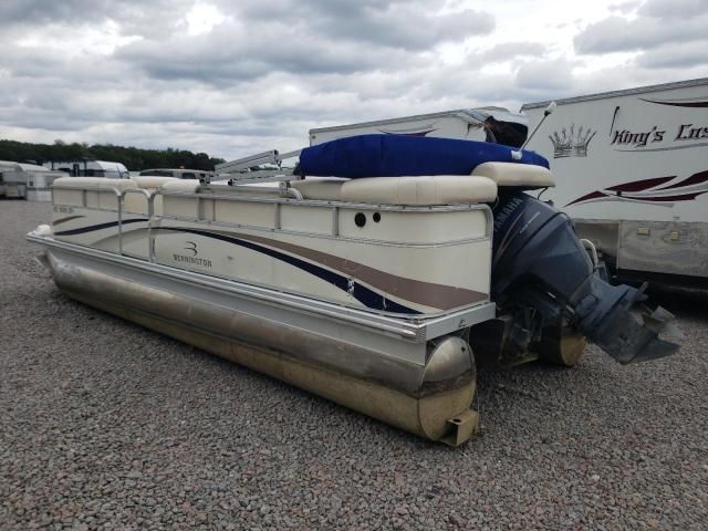 2003 Bennington Marine Pontoon
