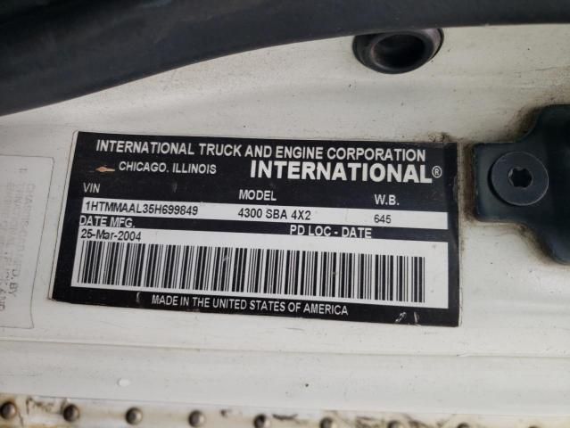 2005 International 4000 4300