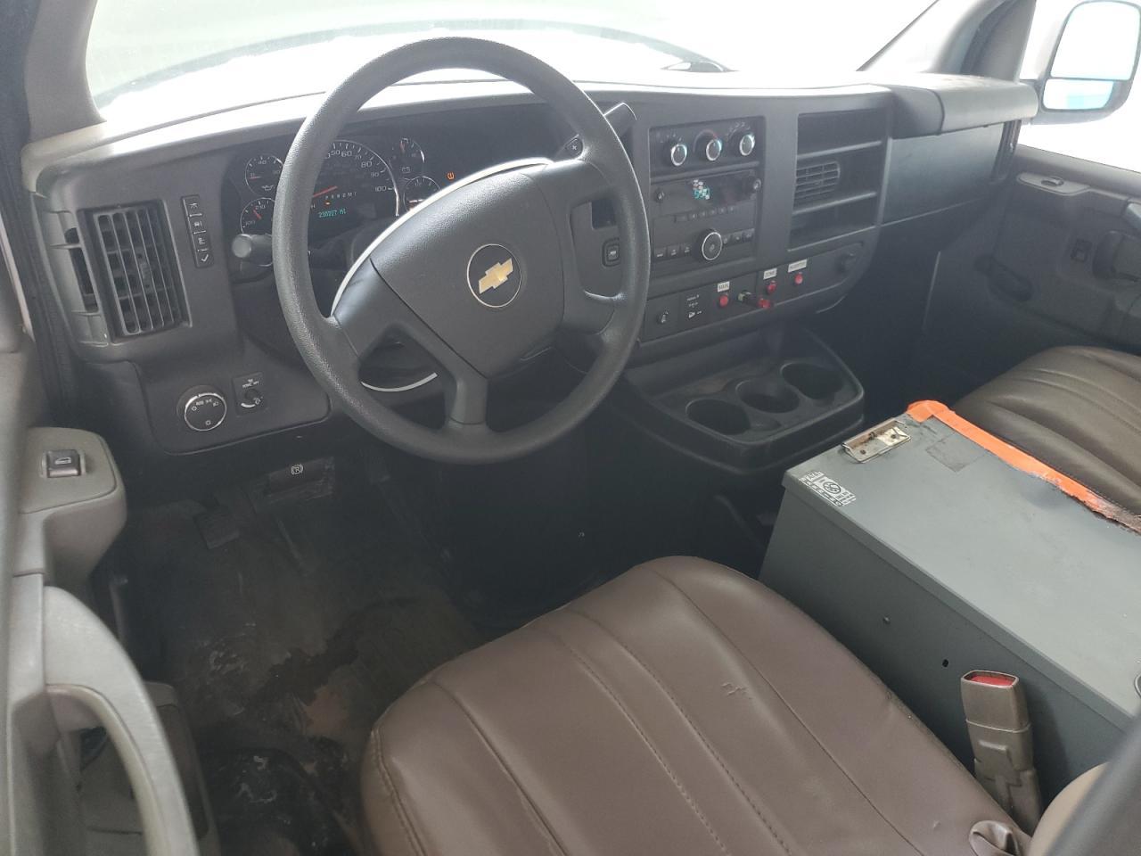 2013 Chev Express G2500
