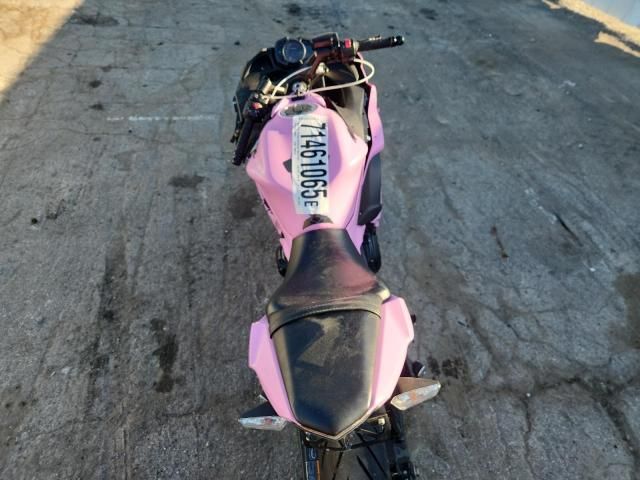 2017 Kawasaki EX650 J