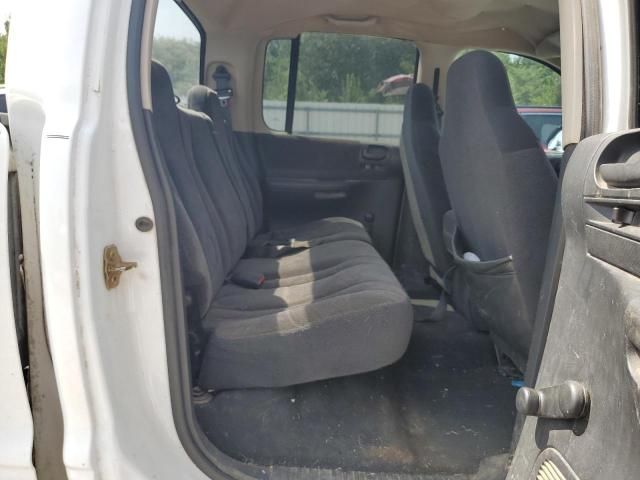 2003 Dodge Dakota Quad Sport
