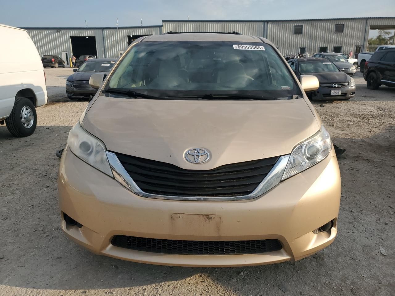 2012 Toyota Sienna le