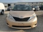 2012 Toyota Sienna le