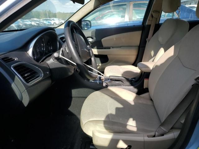 2013 Chrysler 200 LX