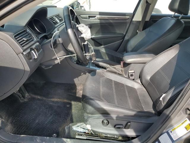 2017 Volkswagen Passat SE