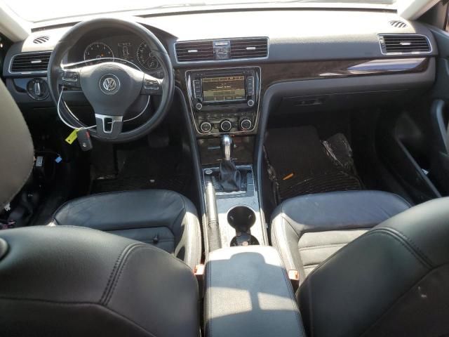 2014 Volkswagen Passat SEL