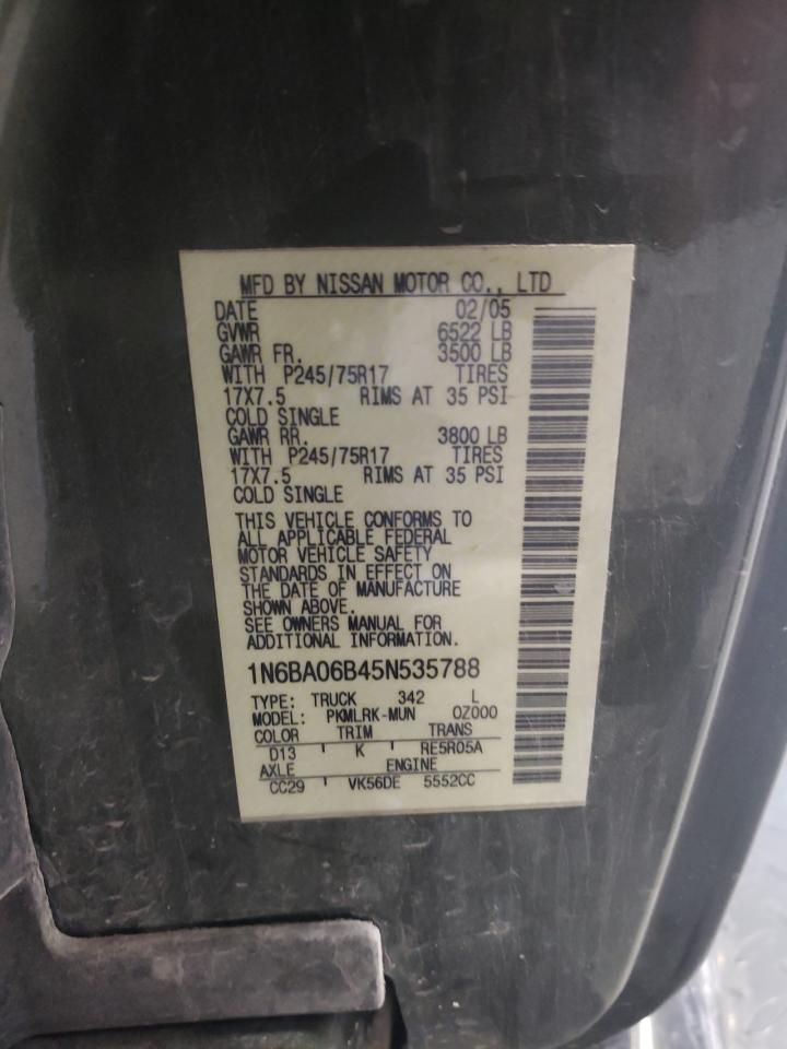 2005 Nissan Titan xe