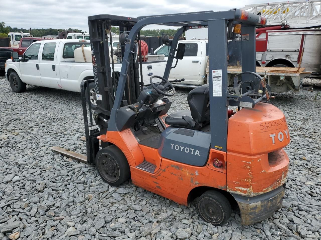 2005 Toyota 7FCCU25 Forklift