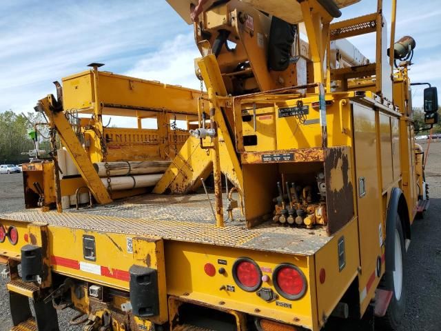 2011 International 4400 Bucket Truck