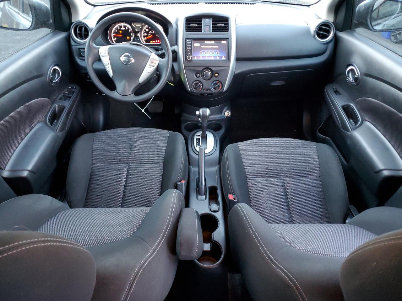 2019 Niss Versa sv
