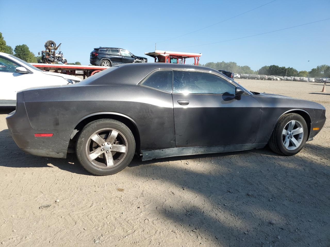 2013 Dodge Challenger sxt