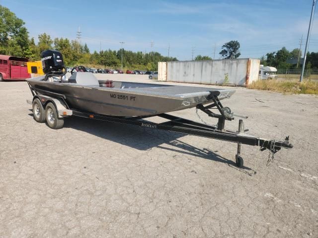 2011 Alweld Boat