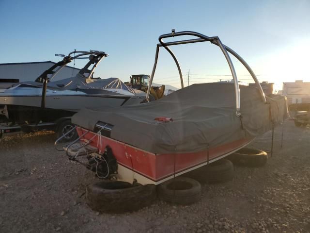 1987 Chaparral Boat