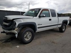 Salvage trucks for sale at Orlando, FL auction: 2002 Chevrolet Silverado K2500 Heavy Duty