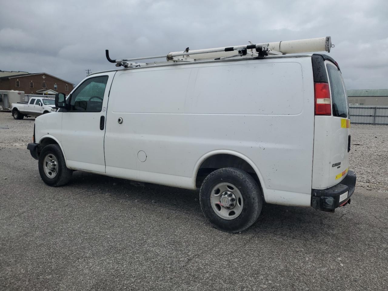 2013 Chev Express G2500