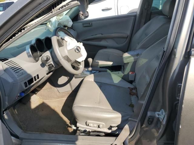 2004 Nissan Maxima SE