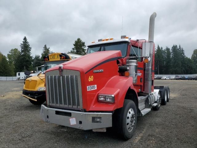2014 Kenworth Construction T800