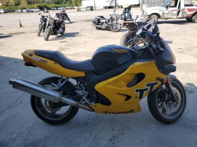 2000 Triumph TT600