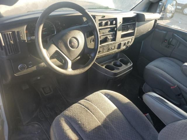 2017 GMC Savana G3500 LT