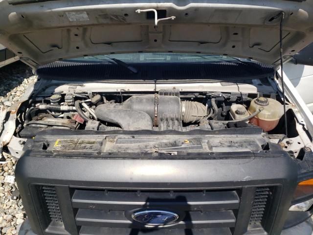 2010 Ford Econoline E350 Super Duty Van
