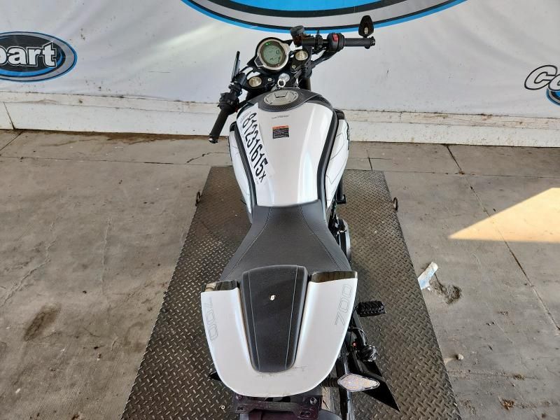 2022 Can-Am 700CL-X
