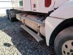 2006 Freightliner COLUMBIA120 Semi Truck
