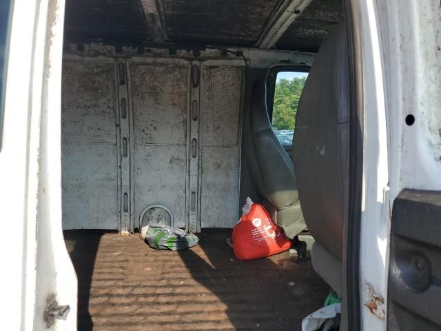 2004 GMC Savana G2500