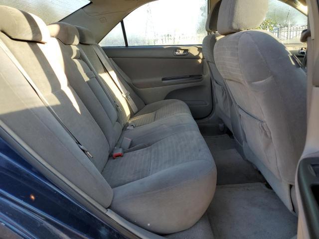 2006 Toyota Camry le