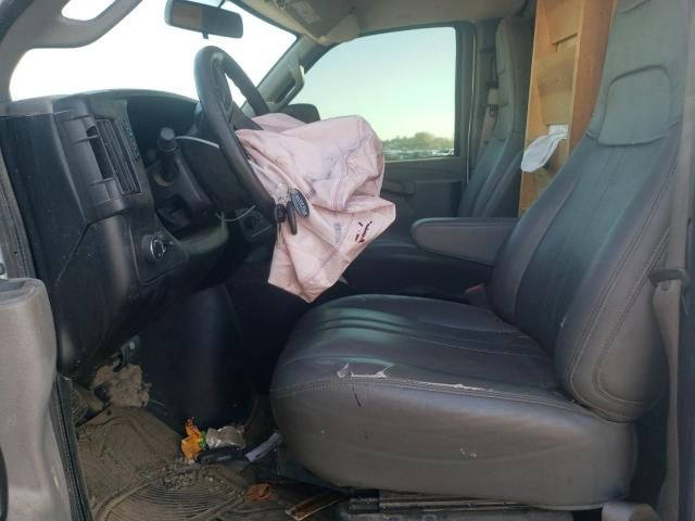 2021 GMC Savana G2500 Extended