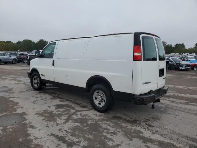 2006 Chev Express Cargo 3500 1