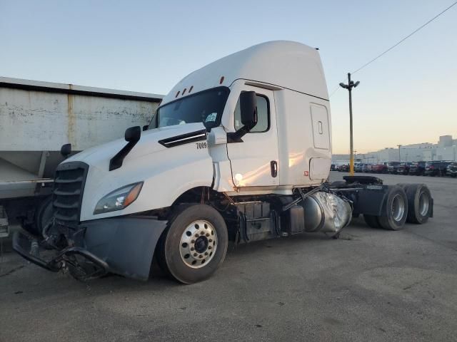 2024 Freightliner Cascadia 126 Semi Truck