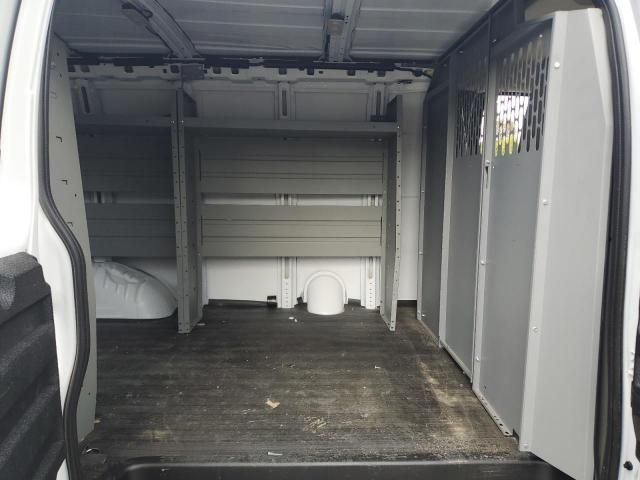 2025 Chevrolet Express G2500