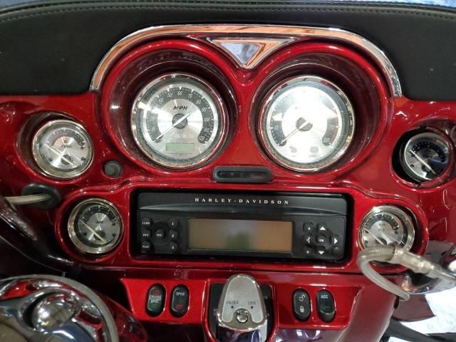 2009 Harley-Davidson FLHTCUSE4