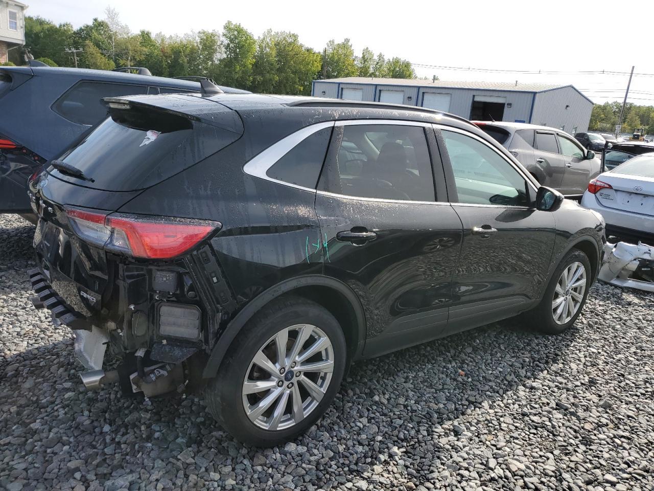 2021 Ford Escape Titanium