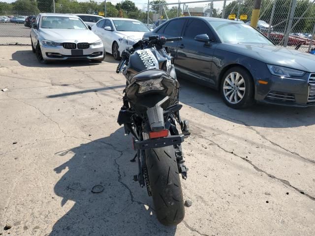 2025 Kawasaki EX650 R