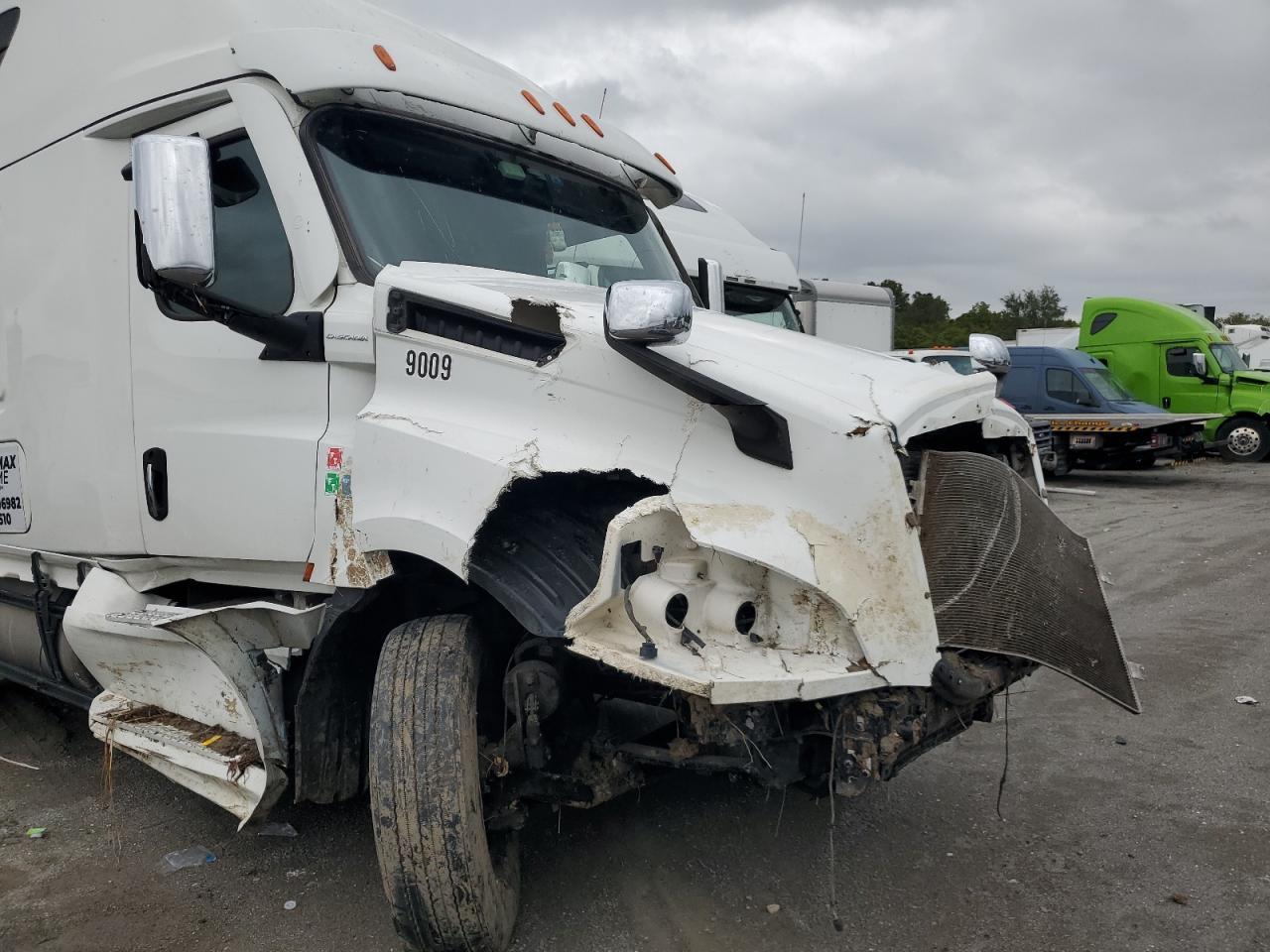 2021 Freightliner Cascadia 126 Semi Truck