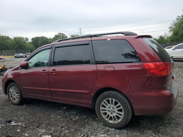 2010 Toyota Sienna xle