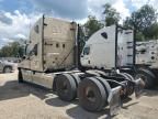 2013 Freightliner Cascadia Semi Truck