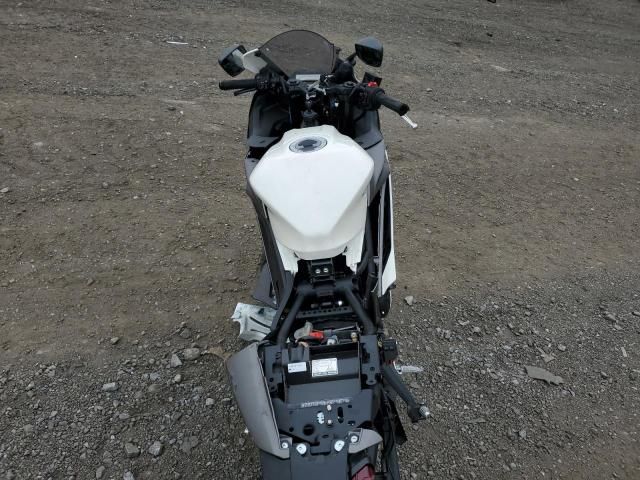 2024 Yamaha YZFR3 A