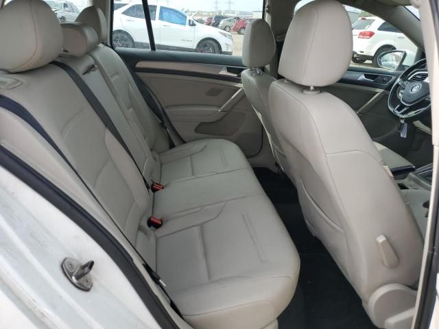 2015 Volkswagen Golf Sportwagen TDI S