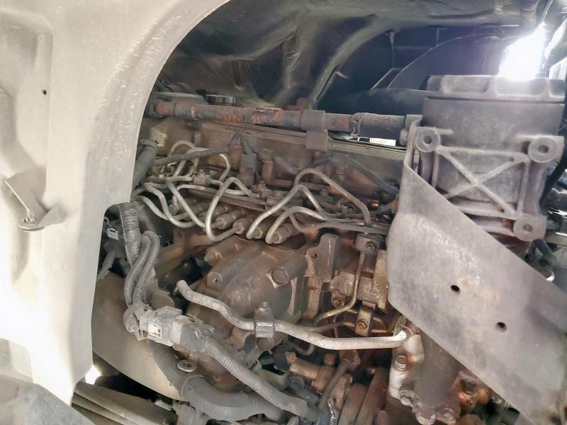 2010 Nissan Diesel UD1800